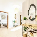 Vollga Luxury Grand شقة