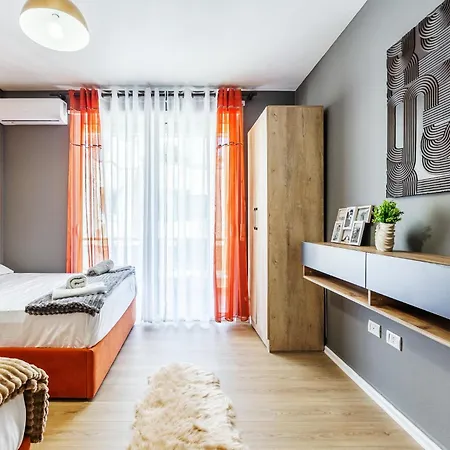 Vollga Luxury Grand * Δυρράχιο