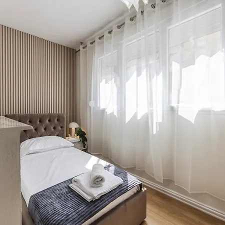 Vollga Luxury Grand Apartment Durres