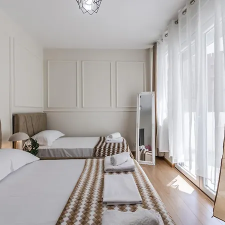 아파트 Vollga Luxury Grand Durrës
