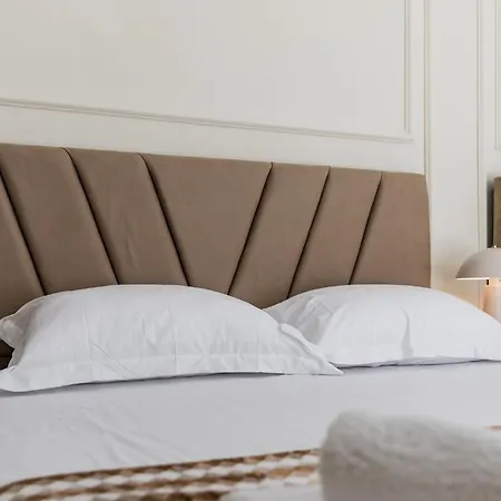 Vollga Luxury Grand * Durrës